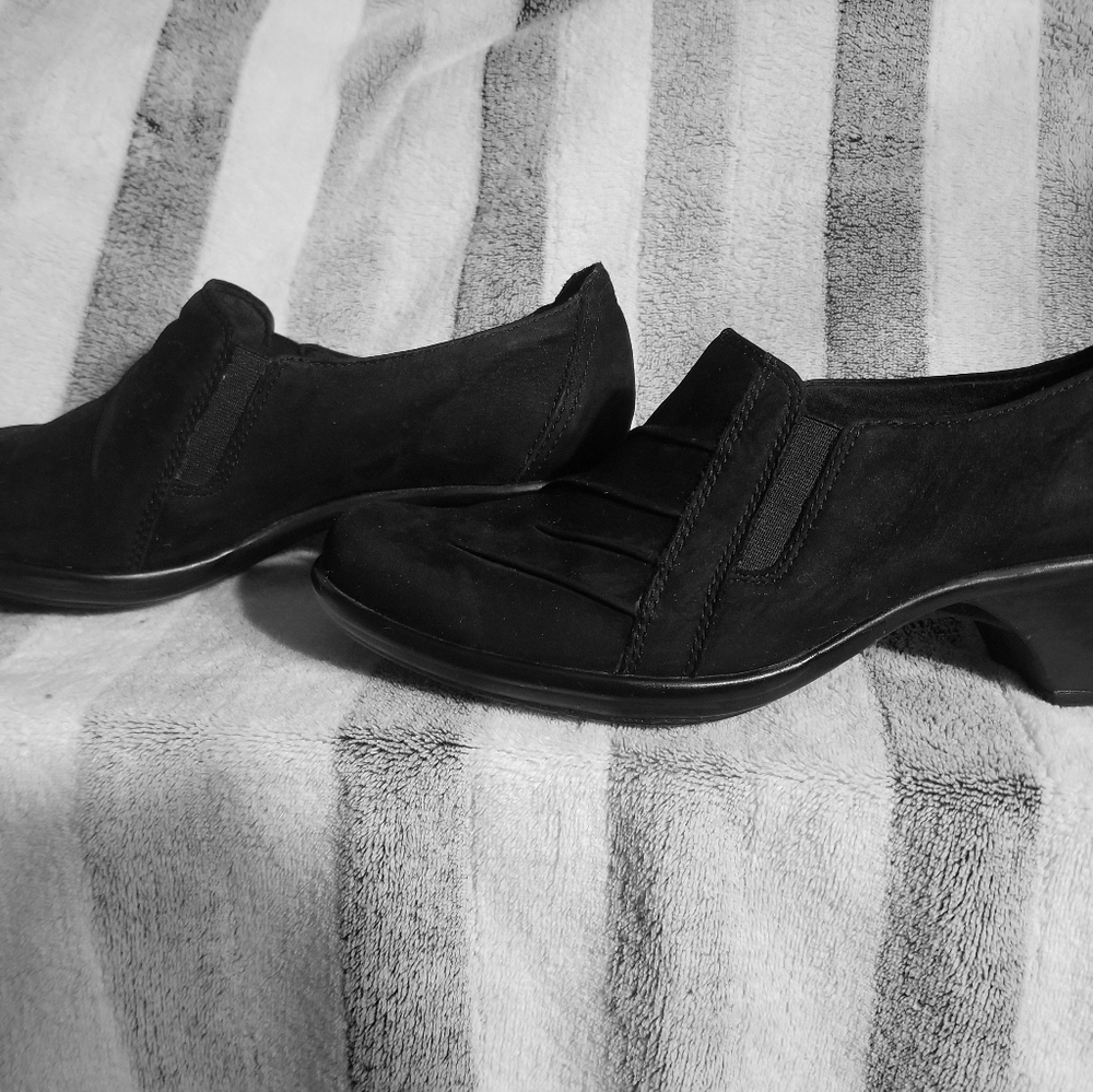Clarks pump